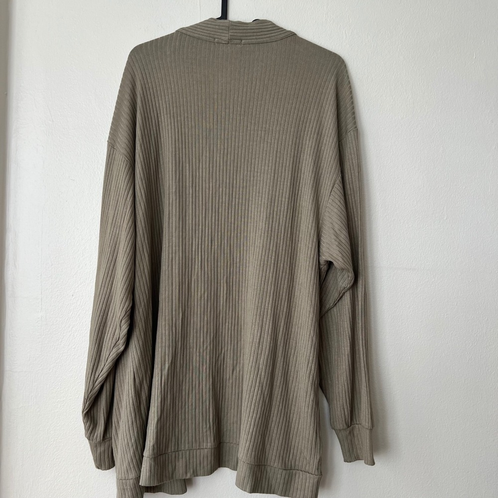 Beyond Yoga Coffee Run Cardigan Medium Green Ribbed Cozy Casual Relaxed - Picture 4 of 7
